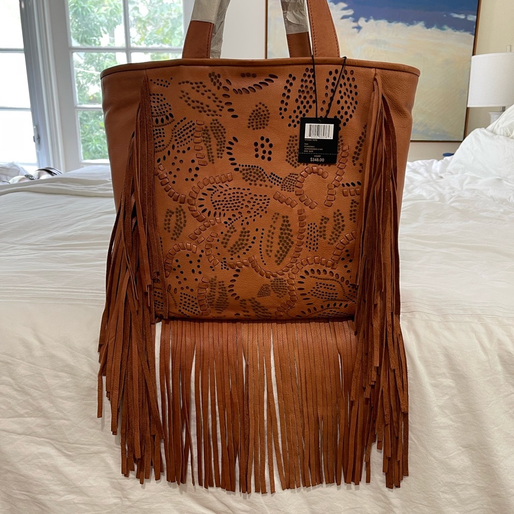 NWT FRYE VIVIAN Fringe Leather TOTE Tan $348